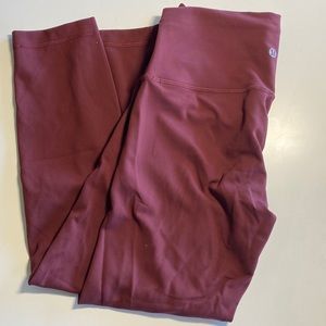 Lululemon Wunder Train crop 23”